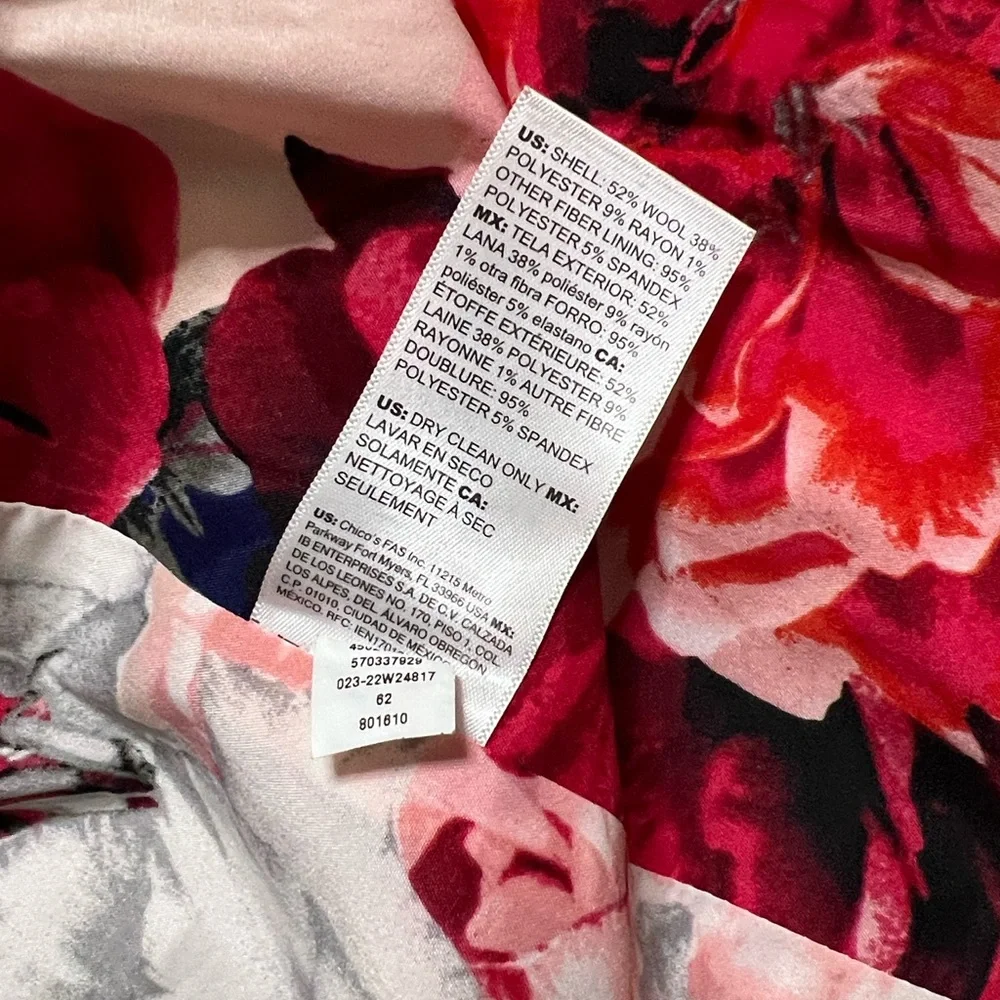 🌸🌺🌷White House Black Market Pink Blazer with Silver Buttons - Picture 14 of 16